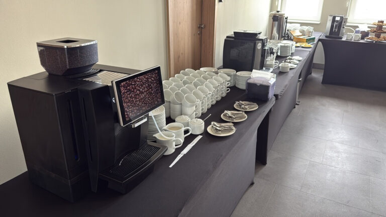 Przerwy kawowe Wrocław – profesjonalny catering kawowy dla firm