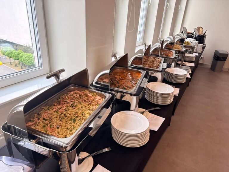 Catering eventowy dla firm Wrocław – imprezy, integracje i bankiety